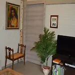 Peaceful Garden Stay,