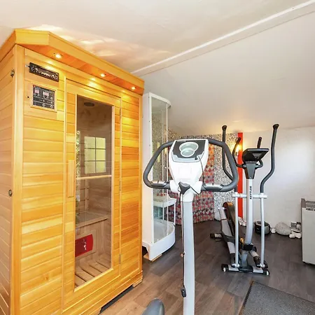 Peaceful Garden Stay, בית נופש