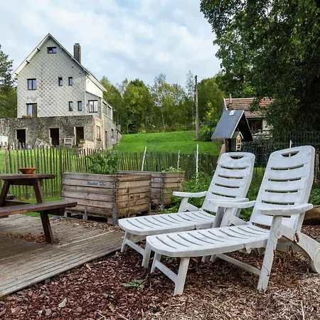 Peaceful Garden Stay, *