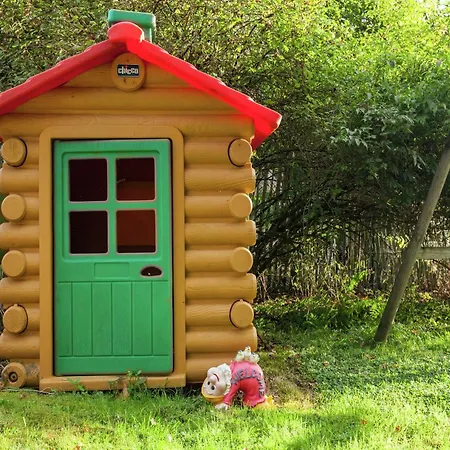 Дом отдыха Peaceful Garden Stay, Мальмеди