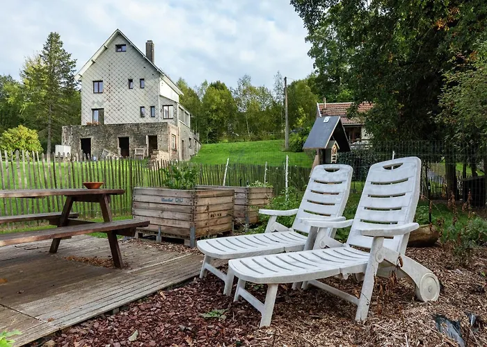 Peaceful Garden Stay, *