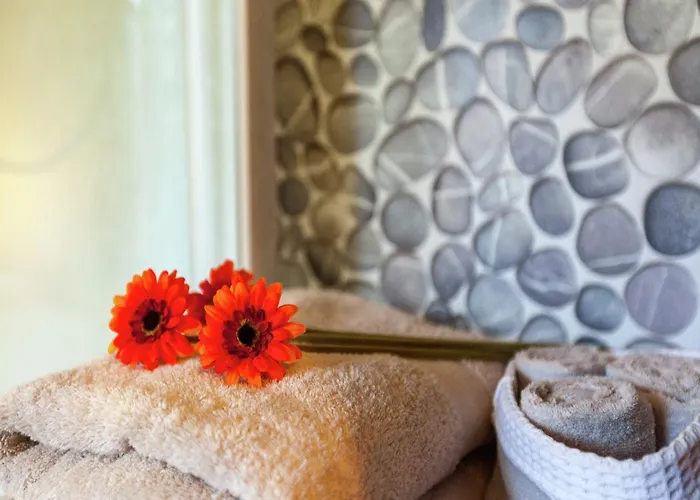 Peaceful Garden Stay, *